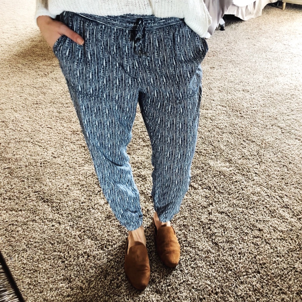 GAP Blue & White Joggers Small